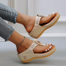 Load image into Gallery viewer, Ladies Flip Flop Wedge slippers