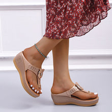 Load image into Gallery viewer, Ladies Flip Flop Wedge slippers