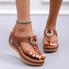Load image into Gallery viewer, Ladies Flip Flop Wedge slippers
