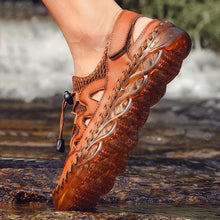 Load image into Gallery viewer, Men's Rubber Toe Cap Mesh Splicing Slippers Outdoor Water Sandals
